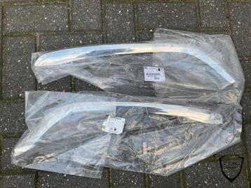 opel Insignia A voorbumper lijst Chrome links rechts beschikbaar voor biedingen