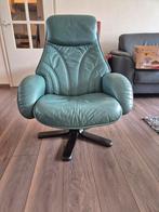 Tekoop leren draaistoel op zwart houten poot., Ophalen, Gebruikt, 50 tot 75 cm