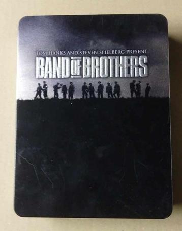 Band Of Brothers ( 6DVD) IN METALEN DOOS beschikbaar voor biedingen