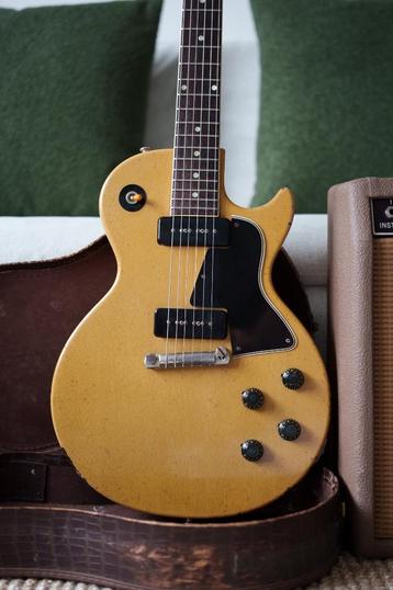 Gitaar kopen, verkopen of inruilen? | Ronnie's Guitars beschikbaar voor biedingen