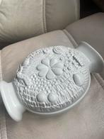 Crème Vaas met Schelpendecor - Gemerkt 864, Antiek en Kunst, Antiek | Vazen, Ophalen of Verzenden