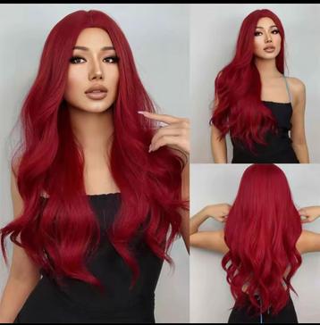 Rode pruik lang haar wijn rood beschikbaar voor biedingen