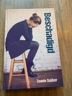 Beschadigd - Teunie Suijker, Ophalen of Verzenden, Zo goed als nieuw, Nederland