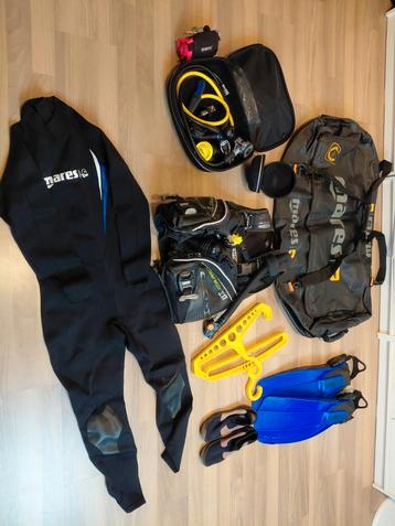 Complete Duikset Mares/Tusa (S/38) beschikbaar voor biedingen