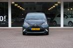 Toyota Aygo 1.0 VVT-i 69pk x-fun € 7.950,00, Auto's, Toyota, Nieuw, Origineel Nederlands, Emergency brake assist, Zilver of Grijs