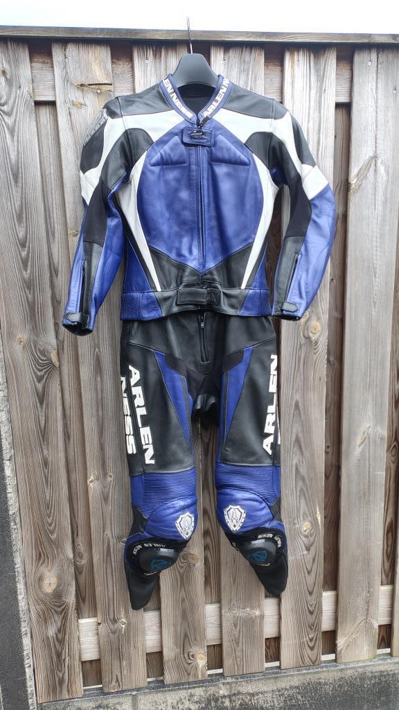 Dames motorpak / racepak van Arlen Ness, 4 keer gedragen, Motoren, Kleding | Motorkleding, Combipak, Dames, Tweedehands, Ophalen