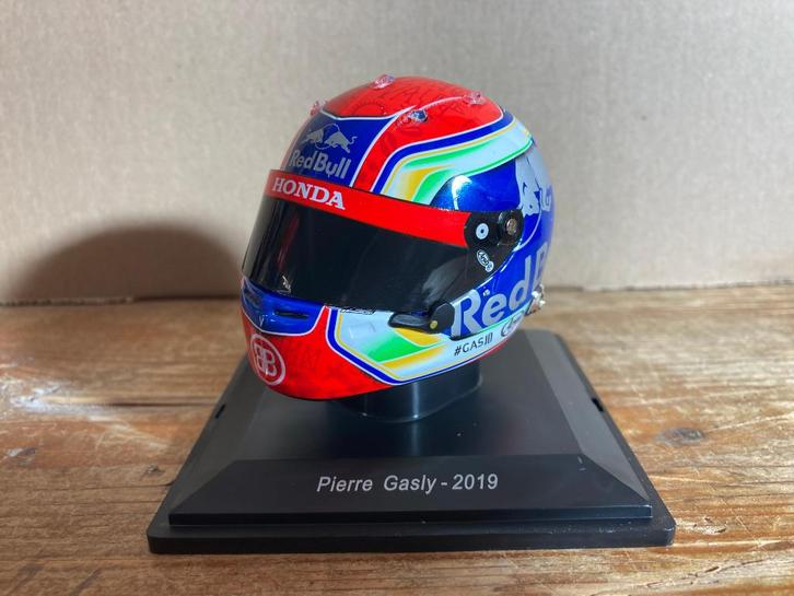 ✅ Pierre Gasly 1:5 helm 2019 2nd place Brazilian GP Spark, Verzamelen, Automerken, Motoren en Formule 1, Nieuw, Formule 1, Ophalen of Verzenden