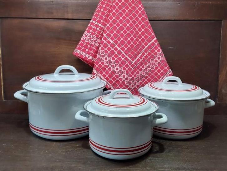 Vintage emaille pannen, Ero Roemenië , nieuw, Huis en Inrichting, Keuken | Potten en Pannen, Nieuw, Pannenset, Overige materialen