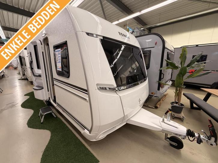 Fendt Bianco Selection 495 SG +1800KG+Vloerverwarming, Caravans en Kamperen, Caravans, Bedrijf, tot en met 4, 1250 - 1500 kg, Treinzit