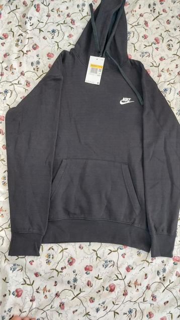 Nike hoodie trainingspak beschikbaar voor biedingen