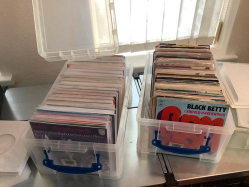 Ca. 230 singles, meest Engelstalig. Beatles, Stones, Tee-Set, Cd's en Dvd's, Vinyl Singles, Gebruikt, Single, Pop, 7 inch, Ophalen of Verzenden