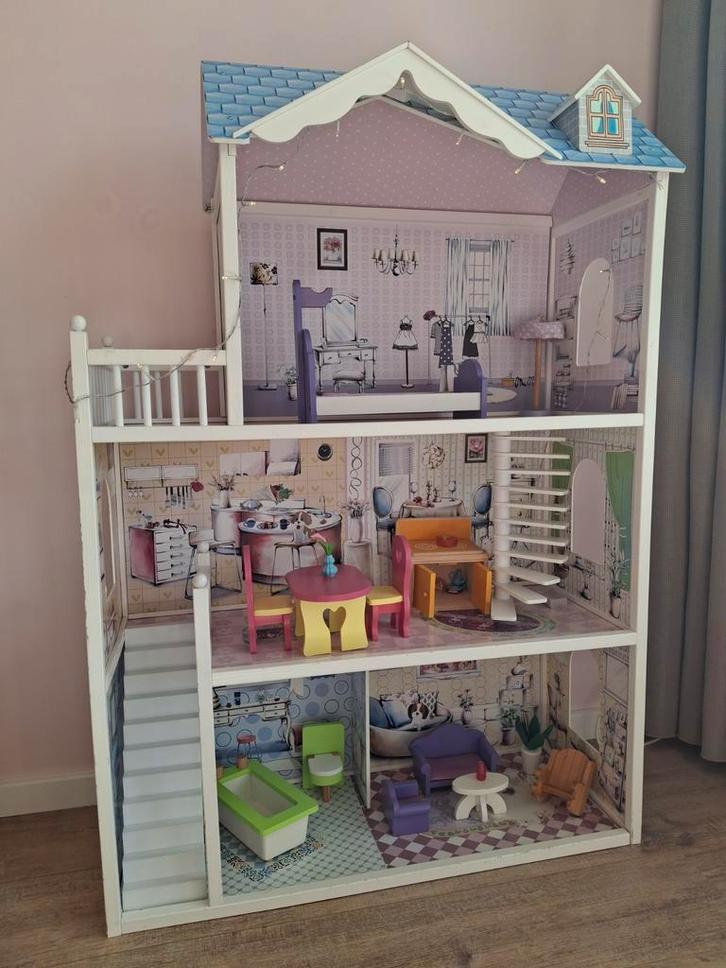 Kidscraft poppenhuis incl. toebehoren, Kinderen en Baby's, Speelgoed | Poppen, Gebruikt, Overige typen, Ophalen