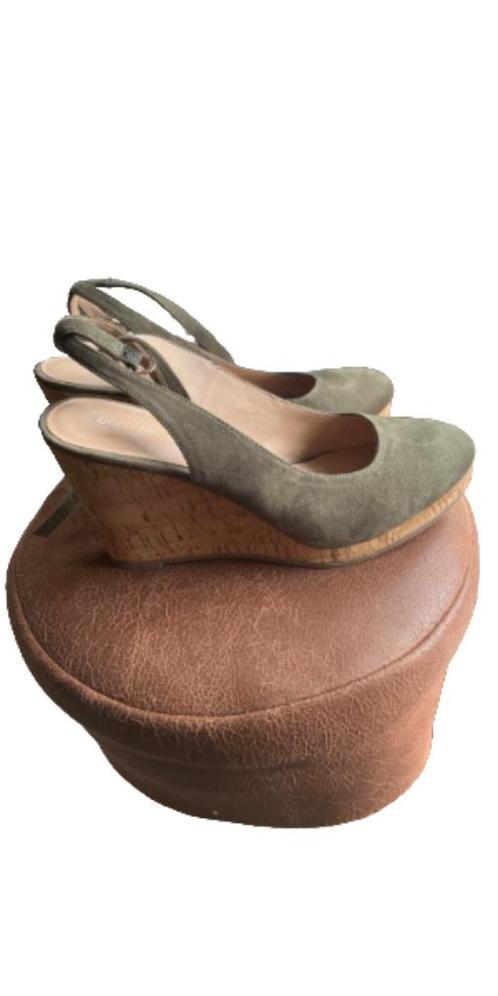 Sleehakken in olijfgroen suède mt 37, Kleding | Dames, Schoenen, Zo goed als nieuw, Sandalen of Muiltjes, Groen, Ophalen of Verzenden
