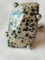Bijzondere zilveren ring Dalmatiër Jaspis, Sieraden, Tassen en Uiterlijk, Ringen, 18 tot 19, Verzenden, Zo goed als nieuw, Dame