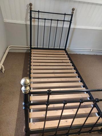 1 persoons zwart metalen bed, IKEA, 90x200 - afbeelding 2