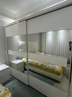 Moderne Schuifdeurkast met Spiegel, Huis en Inrichting, Kasten | Kledingkasten, Ophalen, 200 cm of meer, 150 tot 200 cm, Zo goed als nieuw