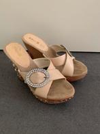 Leuke plateau sandalen, maat 36, Beige, Gedragen, Sandalen of Muiltjes, Ophalen of Verzenden