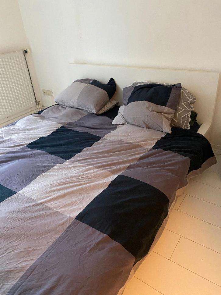 Gratis: IKEA MALM bedframe 160x200, Huis en Inrichting, Slaapkamer | Bedden, Gebruikt, Tweepersoons, 160 cm, 200 cm, Hout, Wit