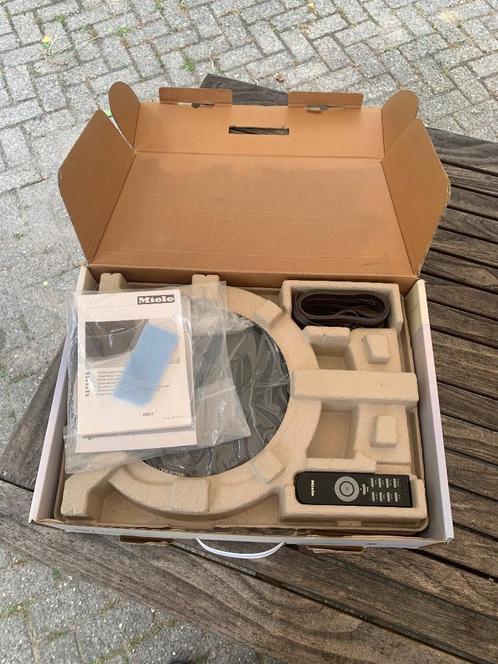 Miele | Scout RX 1 | robotstofzuiger, Witgoed en Apparatuur, Stofzuigers, Gebruikt, Robotstofzuiger, 1200 tot 1600 watt, Ophalen of Verzenden