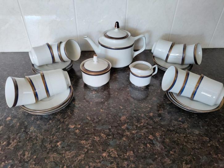 Nieuw Koffie- en Theeservies - Porselein, Antiek en Kunst, Antiek | Servies compleet, Ophalen