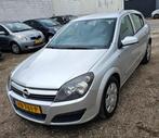 Opel Astra 1.6 Essentia 5 deurs Airco nwe apk, Auto's, Voorwielaandrijving, Gebruikt, Zwart, 4 cilinders