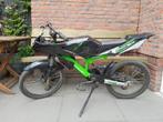 Kawasaki bijzondere fiets (met uiterlijk van een brommer), Fietsen en Brommers, Brommers | Crossbrommers, Ophalen, Gebruikt, Overige merken