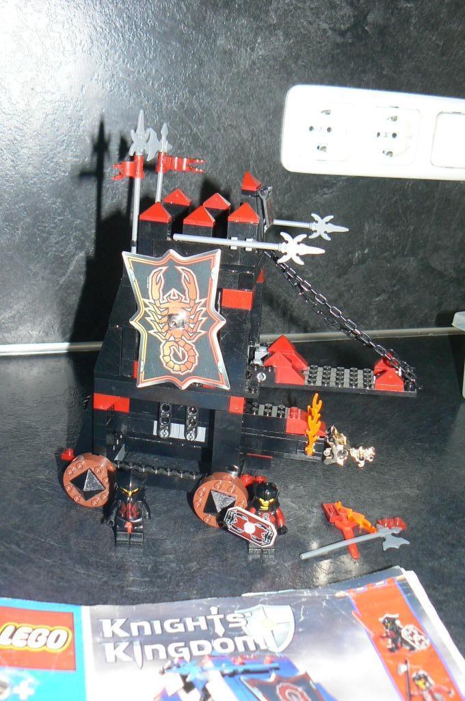 Te koop: Lego Knights Kingdom Siege Engine van Vladek 8800, Kinderen en Baby's, Speelgoed | Duplo en Lego, Gebruikt, Lego, Ophalen of Verzenden