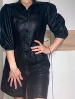 Leren Zwarte Jumpsuit met knopen maat M, Kleding | Dames, Jumpsuits, Ophalen of Verzenden, Zo goed als nieuw, Zwart