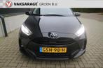Toyota Yaris 1.5 VVT-i Active 125PK / airco / cruise / camer, Voorwielaandrijving, Gebruikt, Zwart, Handgeschakeld