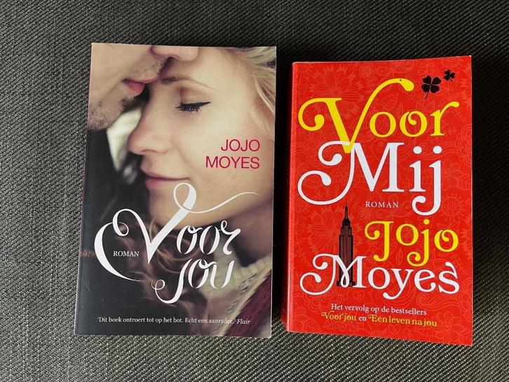 Jojo Moyes - Voor jou & Voor mij., Boeken, Romans, Zo goed als nieuw, Ophalen of Verzenden