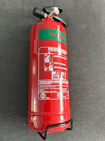 Brandblusser eventueel met ophangbeugel beschikbaar voor biedingen