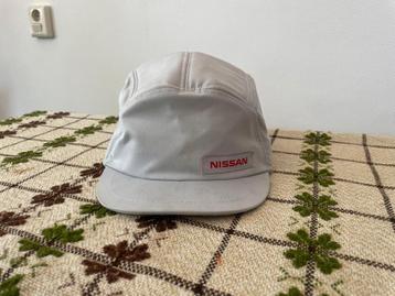 Originele Nissan pet beschikbaar voor biedingen
