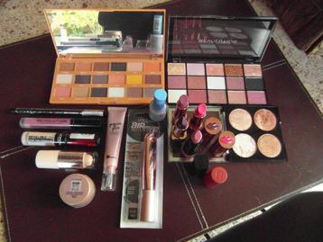 make up pakket . diverse merken. 15 stuks