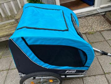 Honden fiets kar is bijna nieuw beschikbaar voor biedingen