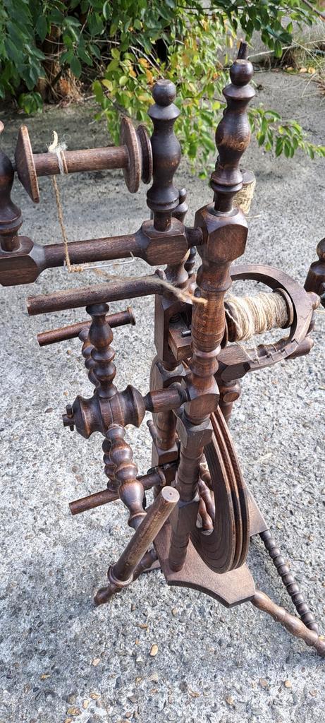 Antiek Spinnenwiel, Antiek en Kunst, Antiek | Naaimachines, Ophalen