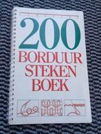 Libelle 200 borduursteken borduurboek compleet, Verzenden, Zo goed als nieuw, Handborduren, Overige typen