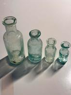 Bodemvondst 1860 4 x Medicijn flesjes mooi glas intens, Antiek en Kunst, Verzenden