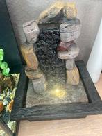 Decoratieve waterornament / fontein, Tuin en Terras, Ophalen of Verzenden, Zo goed als nieuw, Kunststof, Waterornament
