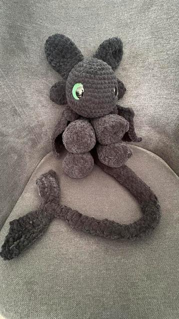 How to train your dragon knuffel (snuggler) beschikbaar voor biedingen