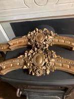 Antieke franse gordijn of bedkoven, Ophalen