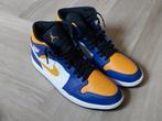 Jordan 1 mid 'lakers' maat eu45.5, Kleding | Heren, Schoenen, Ophalen of Verzenden, Nieuw