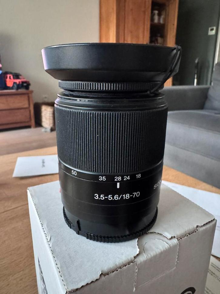 Sony sal dt 18-70 f3.5 - 5.6 Kitlens, Audio, Tv en Foto, Fotografie | Lenzen en Objectieven, Zo goed als nieuw, Standaardlens