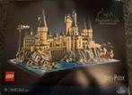 Lego Hogwarts Castle and Grounds - Compleet met doos!, Ophalen, Zo goed als nieuw, Complete set, Lego