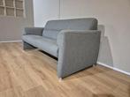 Montel Mondi - 2,5 zits Bank - Grijs - Stof - Nieuwstaat, Voltastraat 21, Barneveld, 150 tot 200 cm, Tweepersoons, 75 tot 100 cm