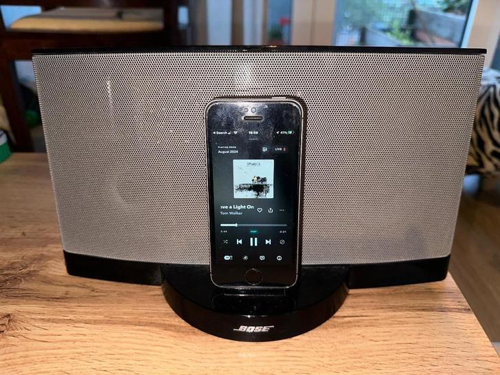 Bose SoundDock Series III, Audio, Tv en Foto, Luidsprekers, Zo goed als nieuw, Front, Rear of Stereo speakers, Minder dan 60 watt