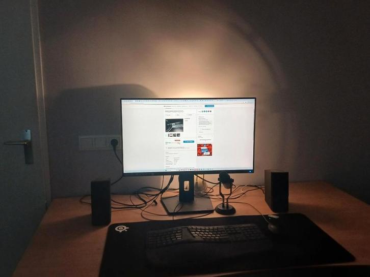 Desktop Computer inclusief toebehoren, Computers en Software, Desktop Pc's, Zo goed als nieuw, 3 tot 4 Ghz, 32 GB, Ophalen