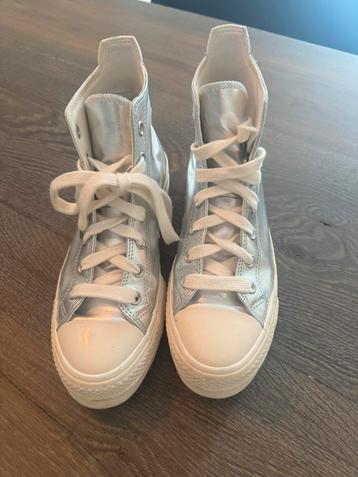 Converse zilver maat 39,5 beschikbaar voor biedingen