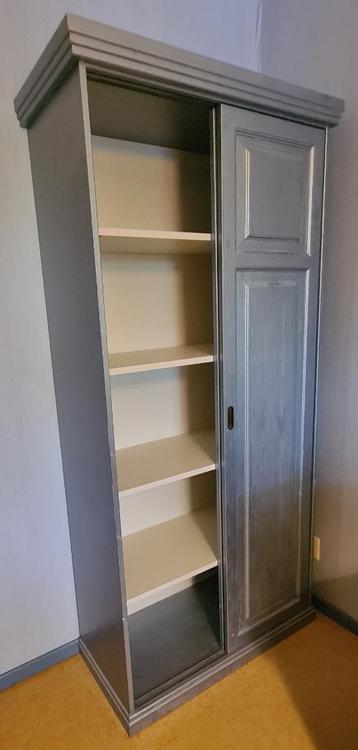 Legkast schuifdeurkast IKEA beschikbaar voor biedingen