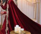 Cape. Kinalik pelerin, Kleding | Dames, Trouwkleding en Trouwaccessoires, Ophalen of Verzenden, Zo goed als nieuw, Accessoires