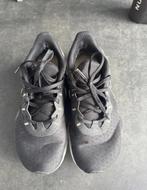 Nike Legend Essential maat 38 (37), Ophalen of Verzenden, Gedragen, Sneakers of Gympen